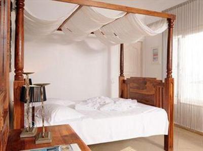 фото отеля Loucas Hotel