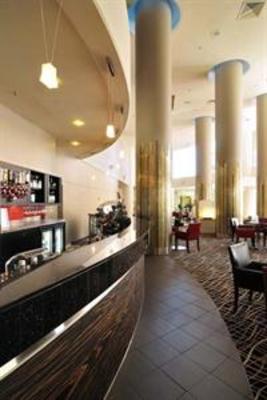 фото отеля Crowne Plaza Hotel Surfers Paradise Gold Coast