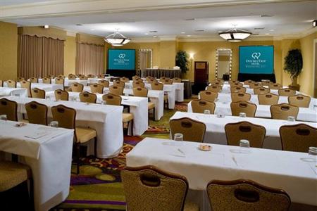 фото отеля Doubletree Hotel Washington D.C.