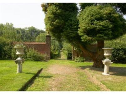 фото отеля Stanhill Court Hotel Charlwood Horley