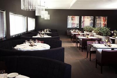 фото отеля Van Der Valk Hotel Middelburg