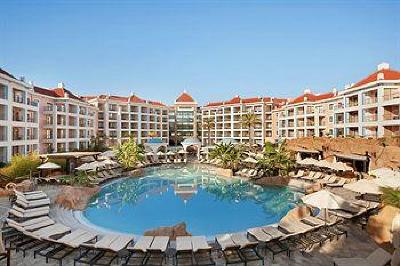 фото отеля Hilton Vilamoura As Cascatas Golf Resort & Spa