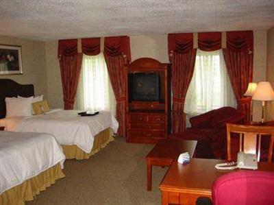 фото отеля Hampton Inn & Suites Rockville Centre