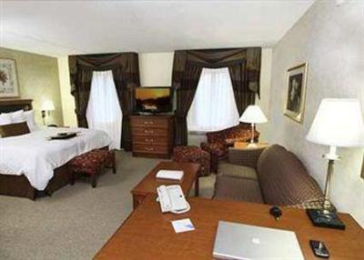 фото отеля Hampton Inn & Suites Rockville Centre