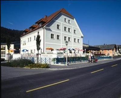 фото отеля Hotel-Gasthof zum Goldenen Schiff