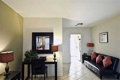 фото отеля Suites on South Beach Miami