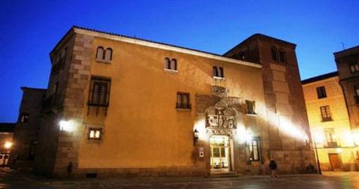 фото отеля Hotel Palacio Valderrabanos