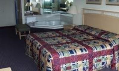 фото отеля Ameristay Hotel Inn & Suites Waverly