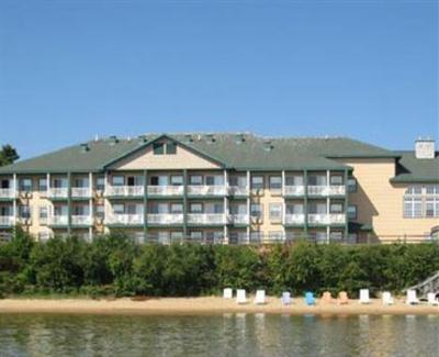 фото отеля Magnuson Grand Hotel Lakefront Paradise