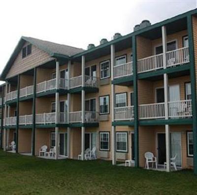 фото отеля Magnuson Grand Hotel Lakefront Paradise