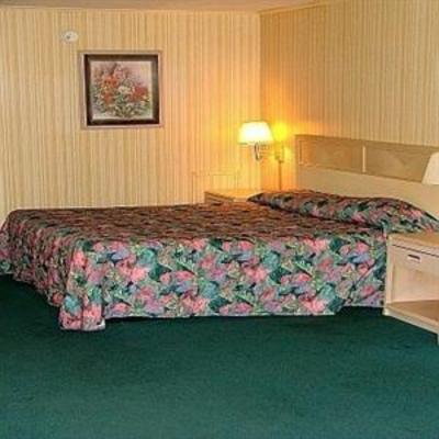 фото отеля Parkway Inn Newport