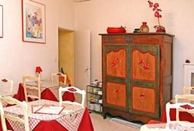 фото отеля Logis Saint Clair