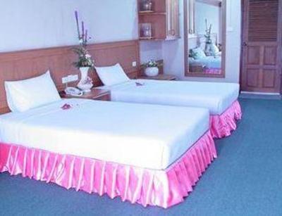 фото отеля PathumThani Place Hotel