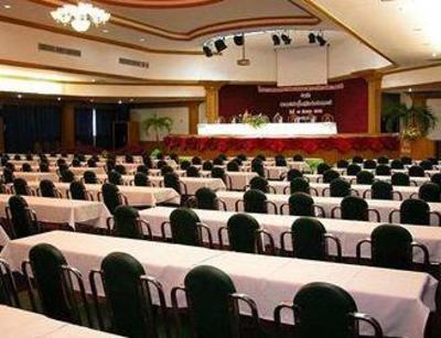 фото отеля PathumThani Place Hotel