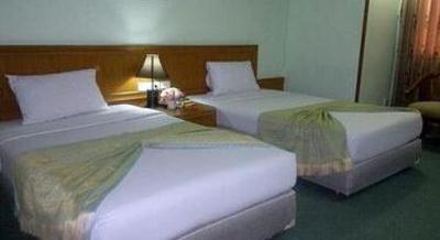 фото отеля PathumThani Place Hotel