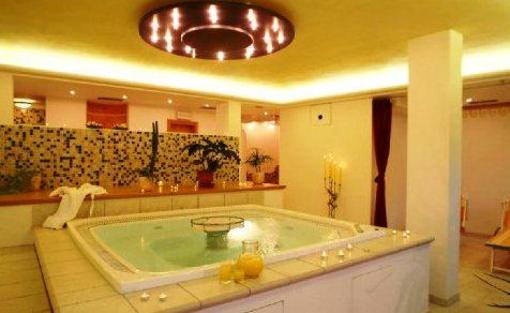 фото отеля Garni Hotel Ludwig Truden im Naturpark