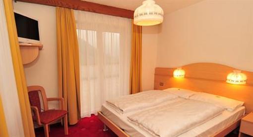 фото отеля Garni Hotel Ludwig Truden im Naturpark