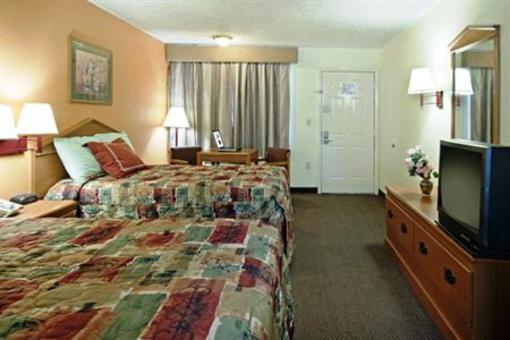 фото отеля Americas Best Value Inn Canton