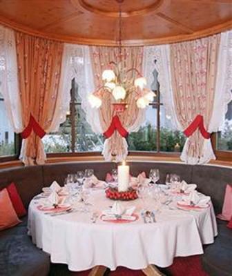 фото отеля Hotel Mandarfner Hof Sankt Leonhard in Pitztal
