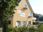 фото отеля Ferienwohnungen Haus Regina Timmendorfer Strand