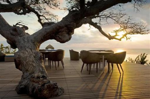 фото отеля Dugong Beach Lodge