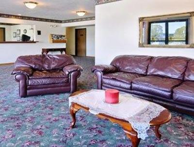 фото отеля Super 8 Hotel Petoskey