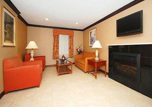 фото отеля Comfort Inn Milford