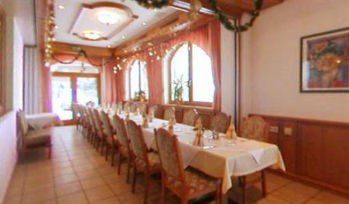 фото отеля Jagerhof Hotel Kolsassberg