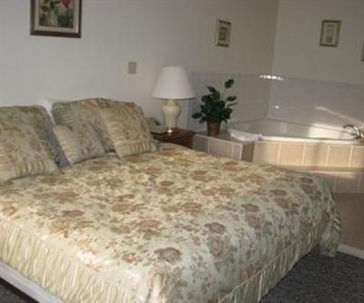 фото отеля West Yarmouth Resort
