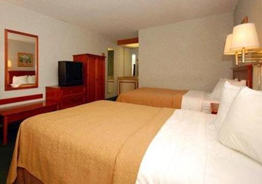 фото отеля Quality Inn Emporia (Virginia)