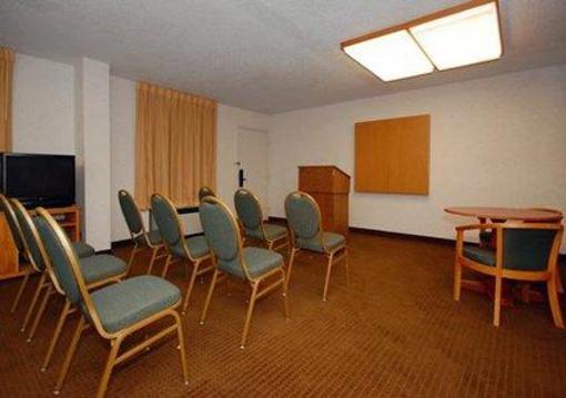 фото отеля Quality Inn Emporia (Virginia)