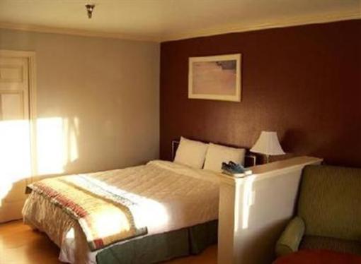 фото отеля Courtesy Inn King City (California)