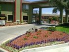 фото отеля Courtesy Inn King City (California)