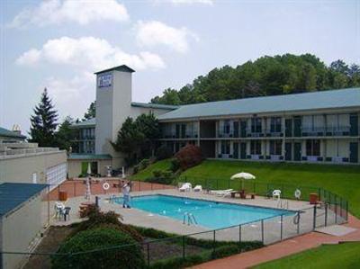 фото отеля Hilltop Hotel & Conference Center