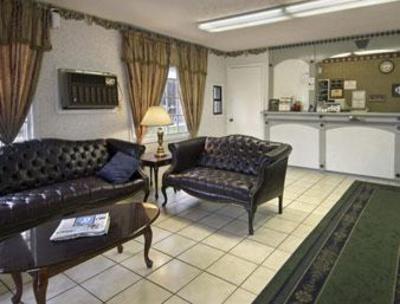 фото отеля Howard Johnson Express Inn Cartersville
