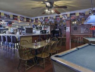 фото отеля Howard Johnson Express Inn Cartersville