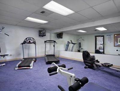фото отеля GuestHouse Inn & Suites Wilsonville