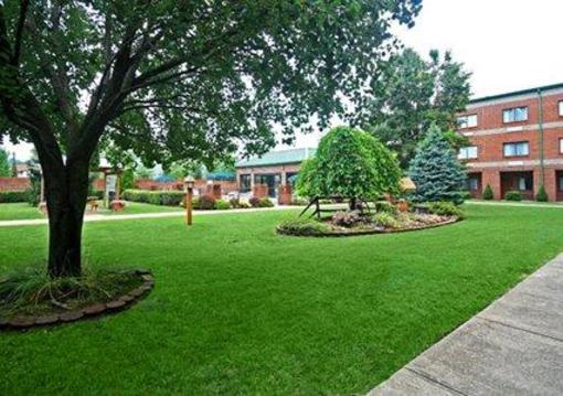 фото отеля Comfort Suites Mineral Wells (West Virginia)
