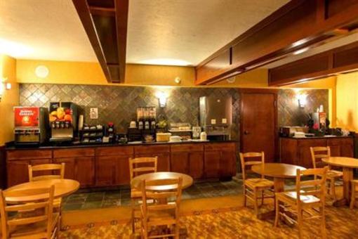 фото отеля Best Western Lincoln Inn Astoria