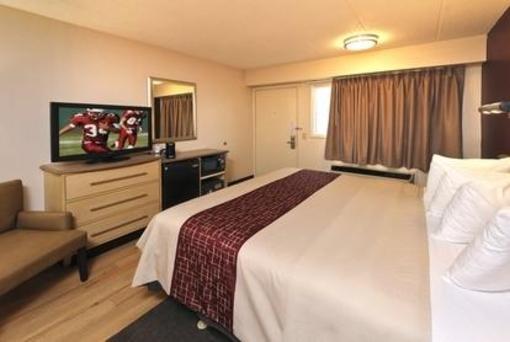 фото отеля Red Roof Inn Louisville Fair & Expo Jeffersontown