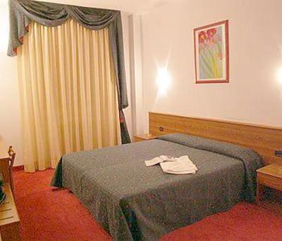 фото отеля Hotel Arcobaleno Vimodrone
