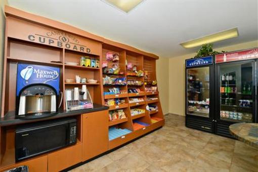 фото отеля Candlewood Suites San Diego