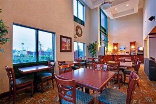 фото отеля Holiday Inn Express Olive Branch
