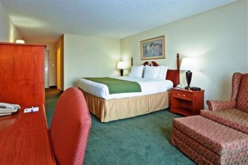 фото отеля Holiday Inn Express Olive Branch