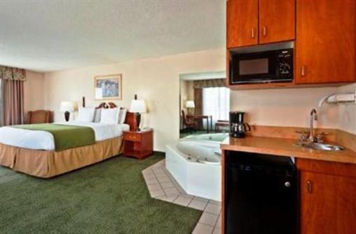 фото отеля Holiday Inn Express Olive Branch