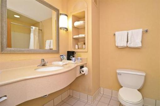 фото отеля Holiday Inn Express Hotel & Suites Chattanooga East Ridge