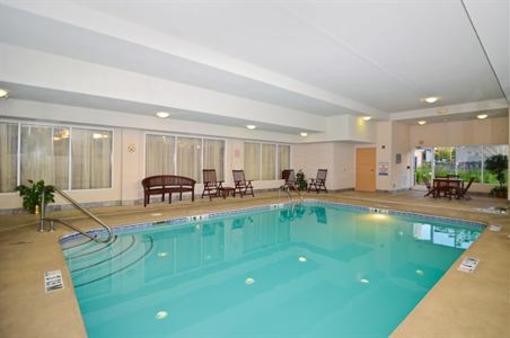 фото отеля Holiday Inn Express Hotel & Suites Chattanooga East Ridge