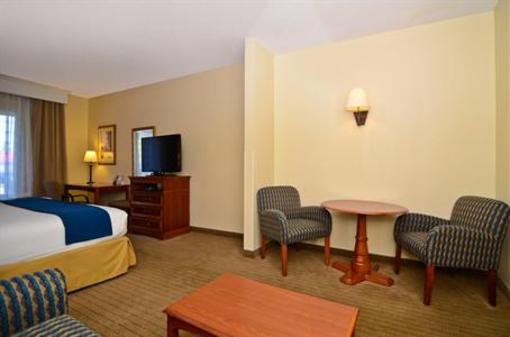 фото отеля Holiday Inn Express Hotel & Suites Chattanooga East Ridge