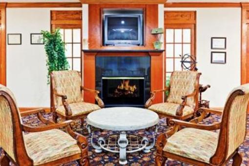 фото отеля Holiday Inn Express Hotel & Suites Chattanooga East Ridge