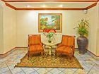 фото отеля Holiday Inn Express Hotel & Suites Chattanooga East Ridge